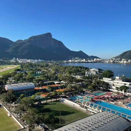 Amazing 3 Bedroom Apartment In Leblon